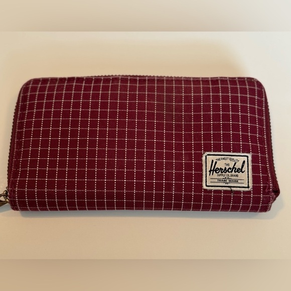 Herschel Supply Company  zip around maroon wallet - Picture 1 of 8